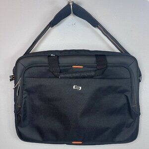 Solo Black Padded Laptop Computer Carrying Case Bag Tote Zippered Pockets